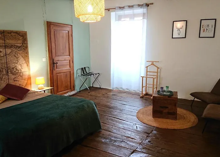 & D'hotes Peyrecout Bed and Breakfast Laparrouquial