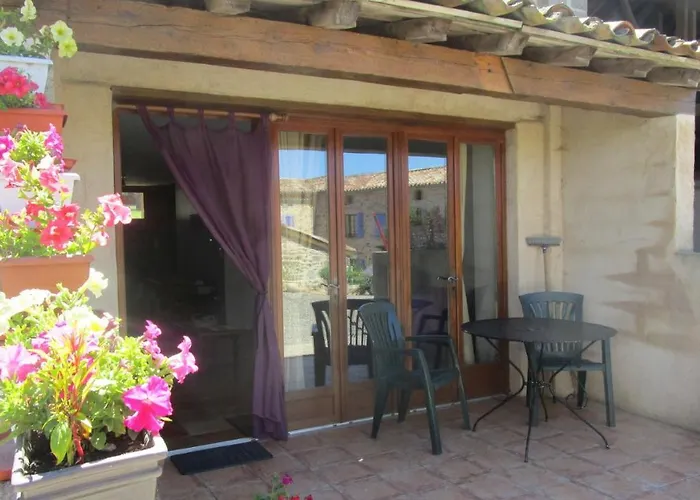 Bed and Breakfast & D'hotes Peyrecout 3*